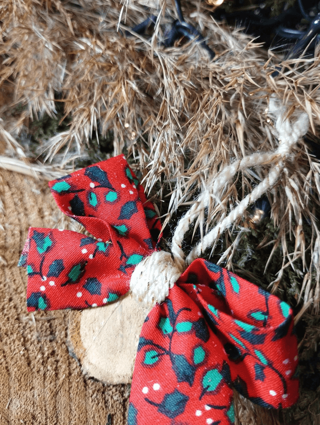 Mini suspension en bois - Nœud Noël