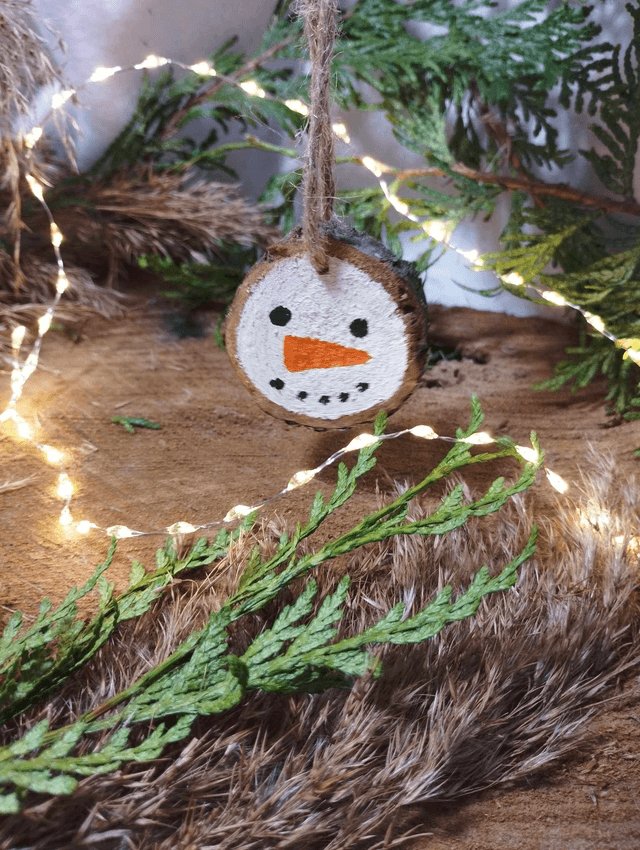 Déco suspension de Noël en bois - bonhomme de neige
