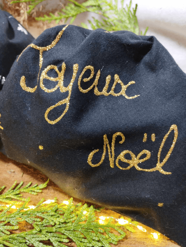 Emballage Cadeau - Pochon - Sac cadeau (noir - Joyeux Noël à pailettes)