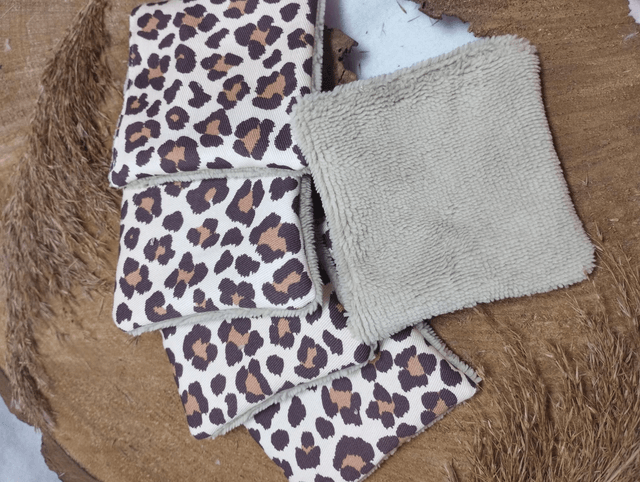 Lot de 5 cotons lavables - motif Léopard (bambou)