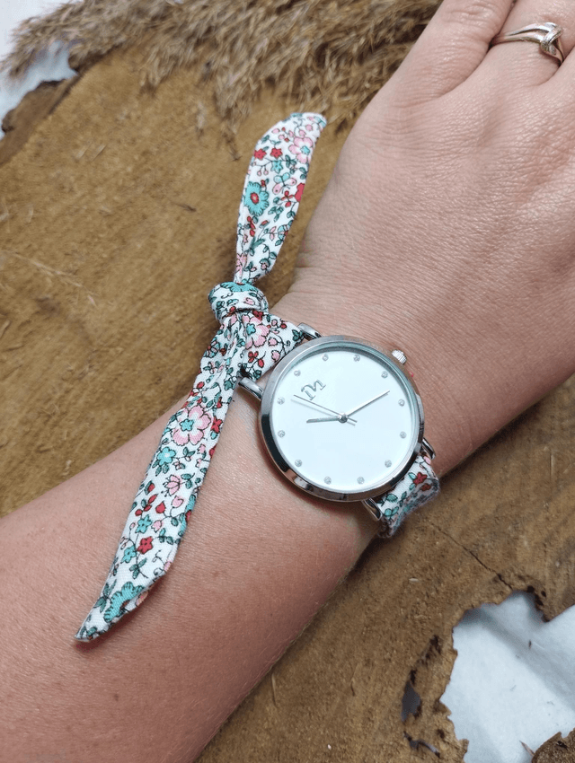Montre avec bracelet en tissu - Liberty rouge