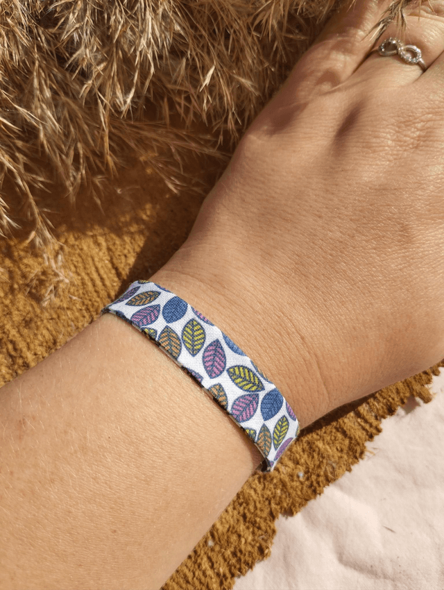 Bracelet large Liberty en tissus - motif Automne blanc