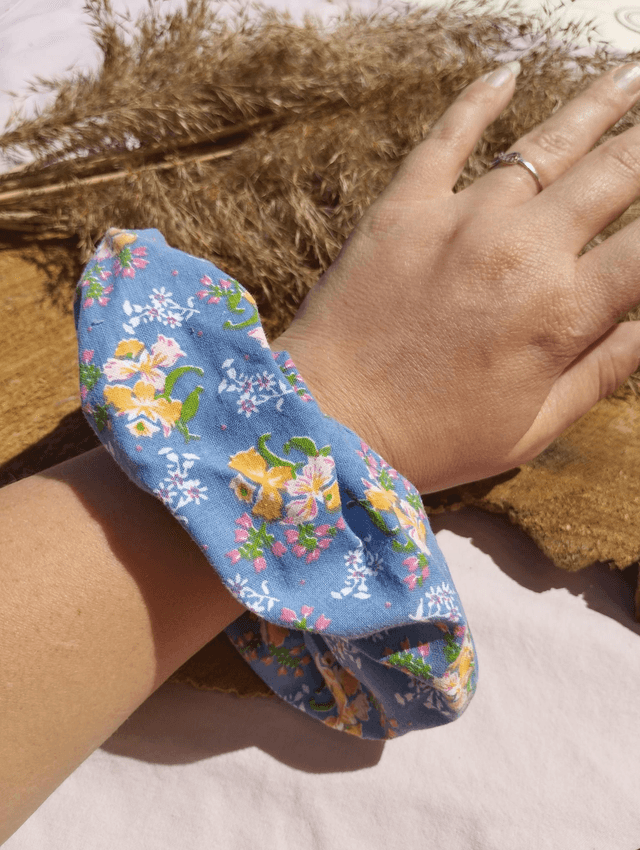 Chouchou coton - motif fleurs bleues