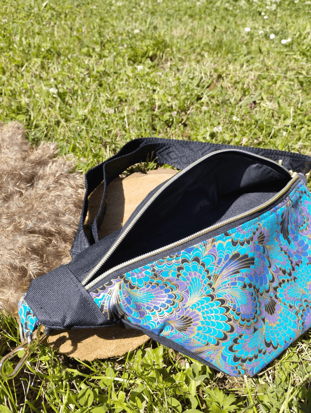 BANANA BAG - motif Paon