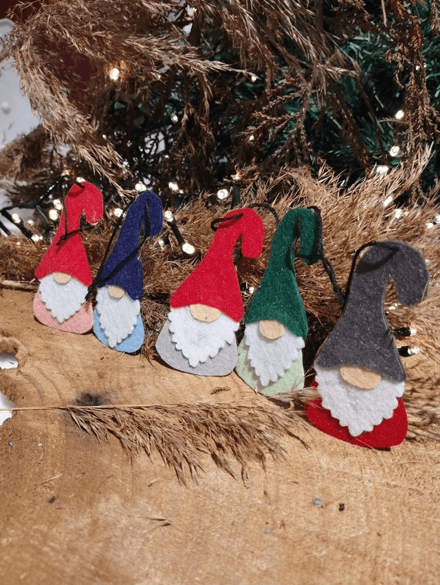 Gnome de Noël à suspendre