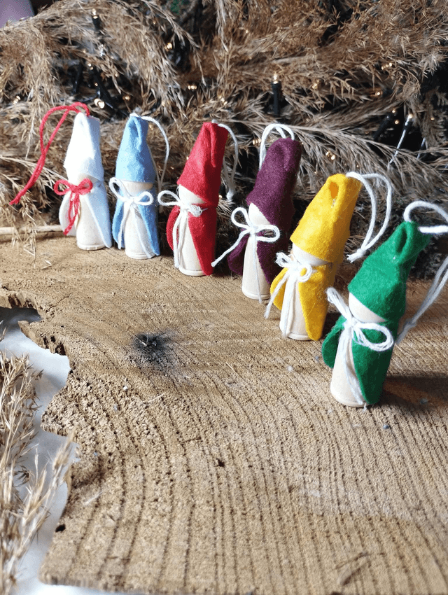 Lutins de Noël à suspendre